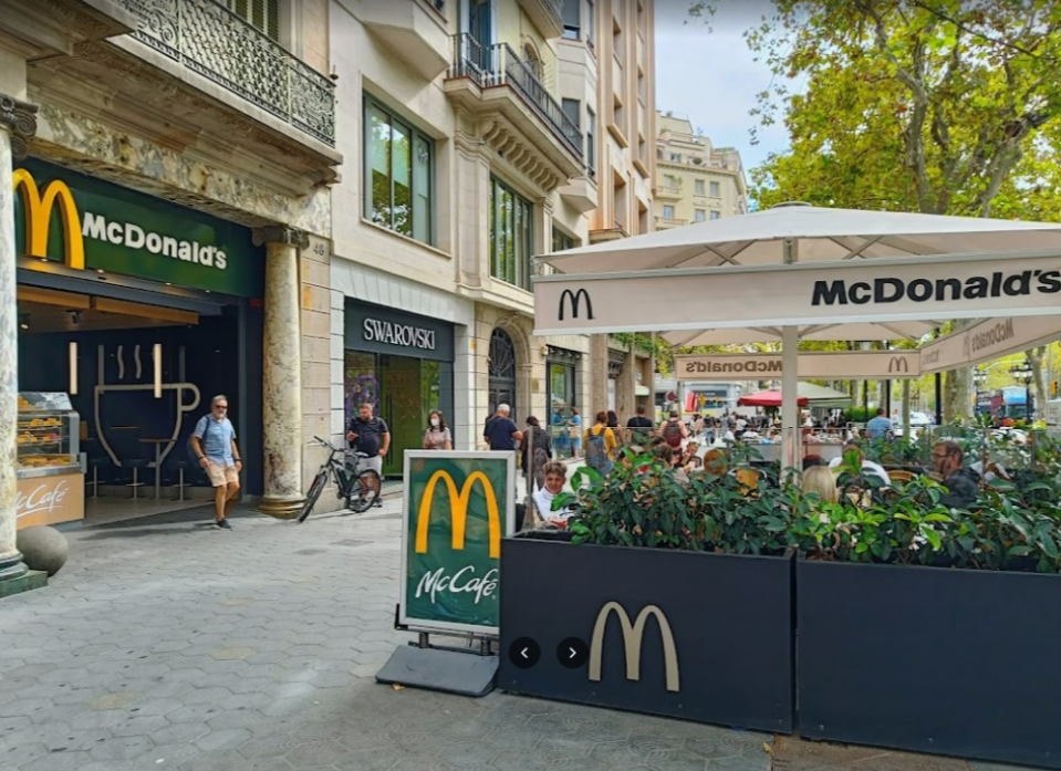 The Spanish McDonald's which tourists say is the 'poshest they've ever  visited' - it has amazing views & serves beer