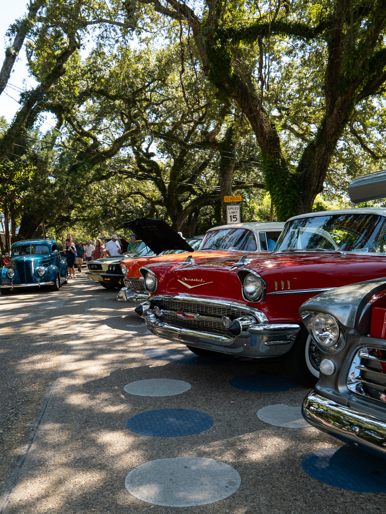 Classic Cars and Beach&nbsp;Views